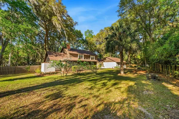 $750,000 | 8115 Southwest 1st Place, Gainesville, FL 32607