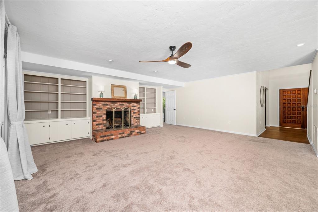 8115 Southwest 1st Place Gainesville, FL 32607 - Photo 10 of 60