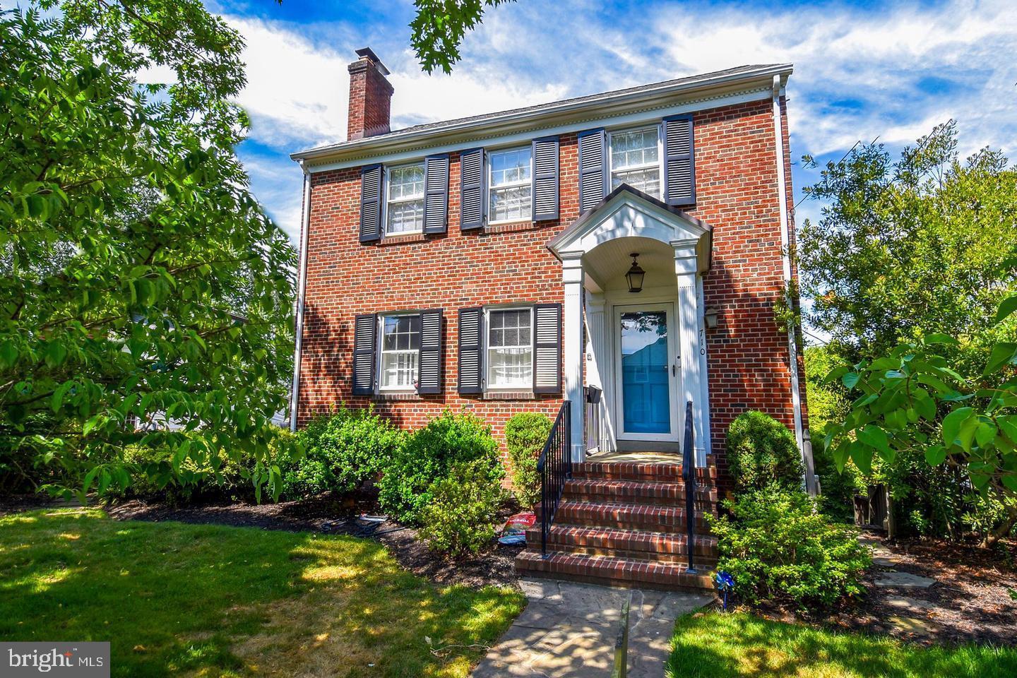 710 West View Terrace Alexandria, VA 22301 - Photo 1 of 58