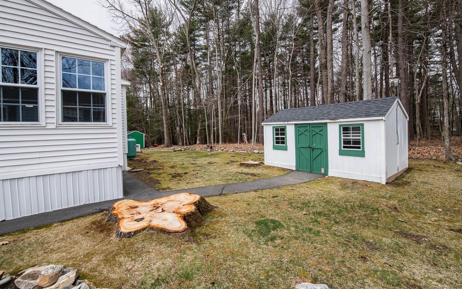 41 Granite Circle Hampstead, NH 03841 - Photo 24 of 30