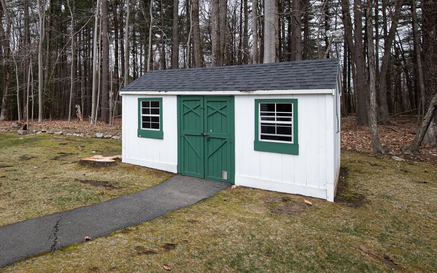 41 Granite Circle Hampstead, NH 03841 - Photo 25 of 30