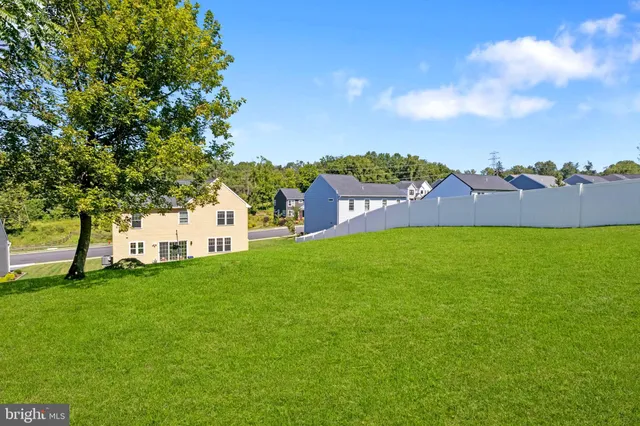 $539,900 | 645 North Pier Drive, Lancaster, PA 17603