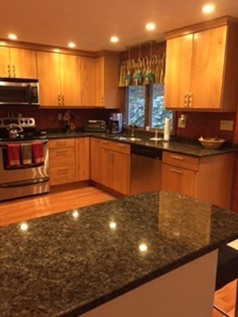 7 Old Ridge Road Canton, MA 02021 - Photo 8 of 30 Gallery Image 8