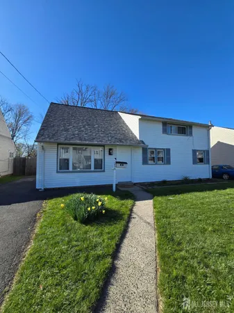 $3,600 | 216 Bloomfield Avenue, Iselin, NJ 08830