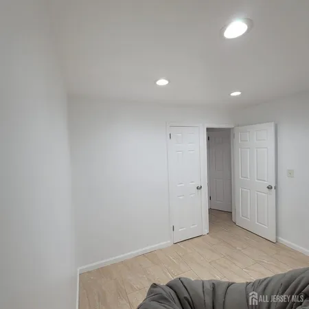 $3,600 | 216 Bloomfield Avenue, Iselin, NJ 08830