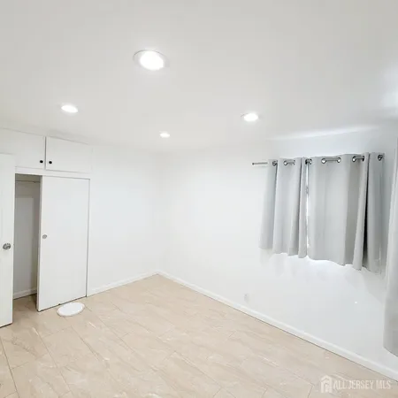 $3,600 | 216 Bloomfield Avenue, Iselin, NJ 08830