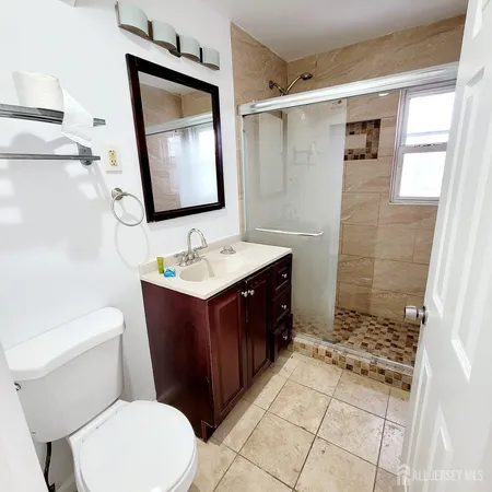 $3,600 | 216 Bloomfield Avenue, Iselin, NJ 08830