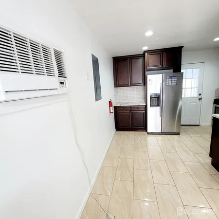 $3,600 | 216 Bloomfield Avenue, Iselin, NJ 08830