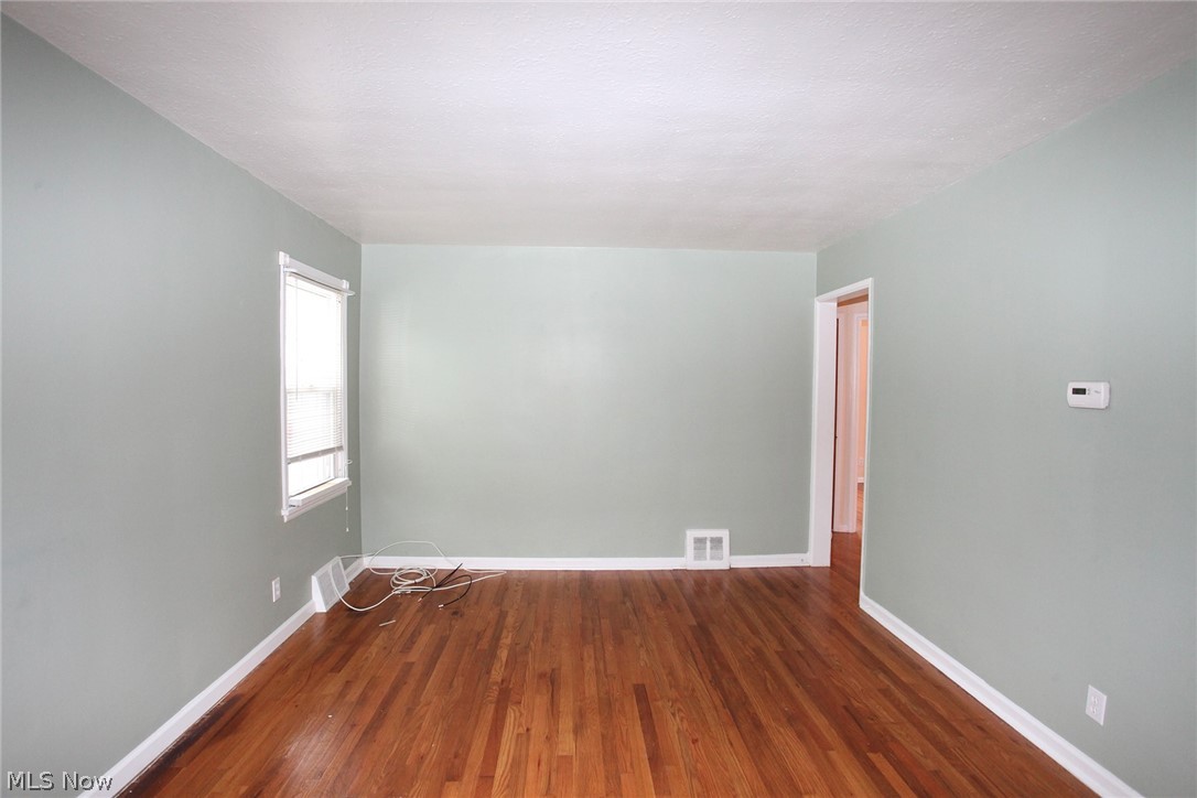 5943 Broadview Road Parma, OH 44134 - Photo 4 of 28