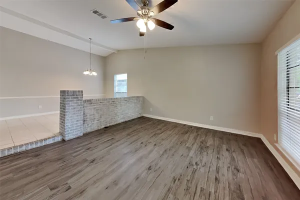 $2,095 | 18106 Navajo Trail Drive, Spring, TX 77388