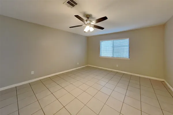 $2,095 | 18106 Navajo Trail Drive, Spring, TX 77388