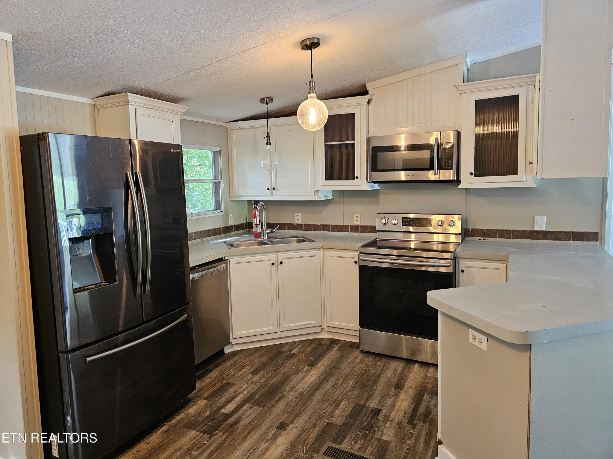 277 Coolidge Road La Follette, TN 37766 - Photo 6 of 12 Gallery Image 6