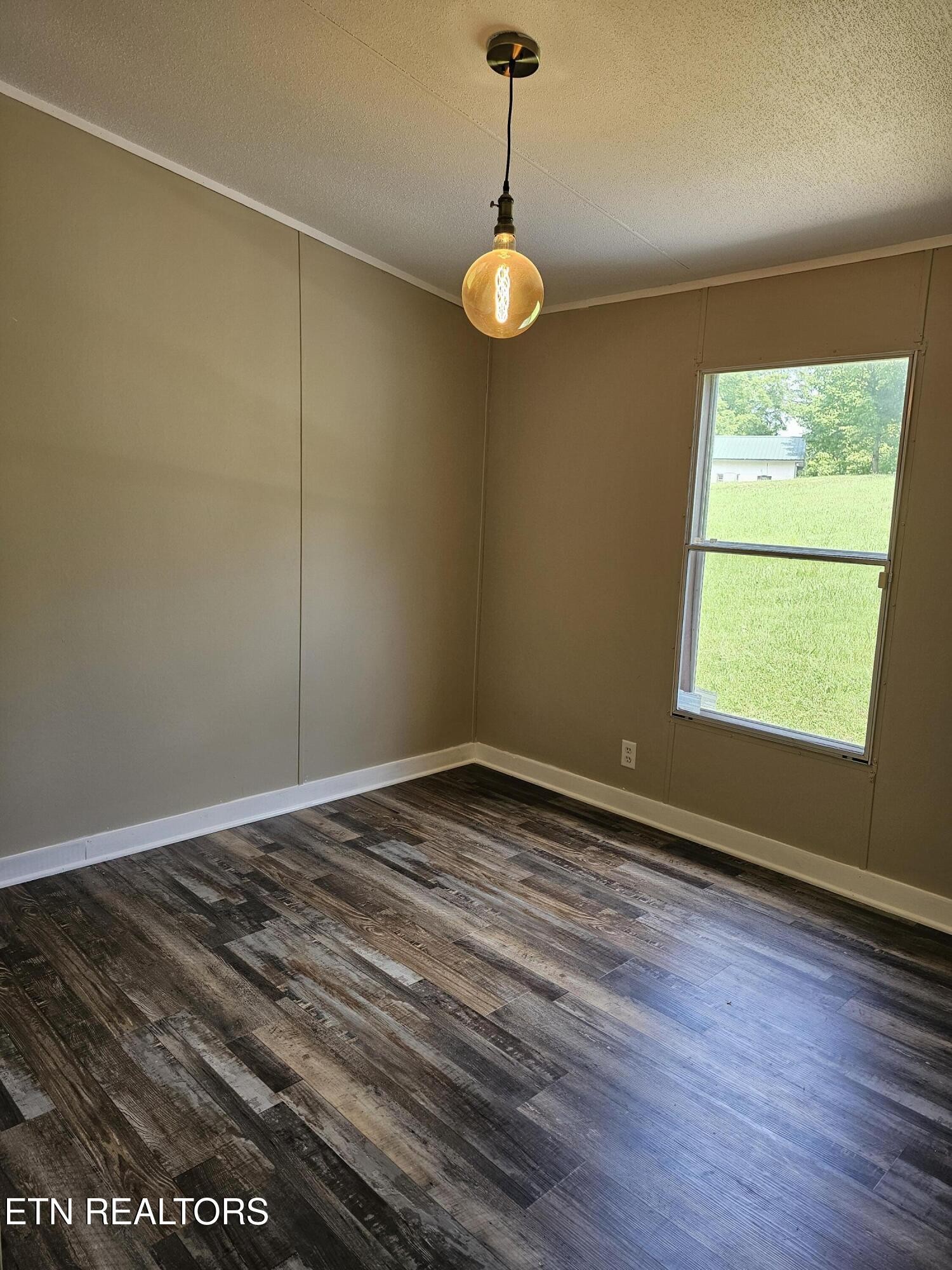 277 Coolidge Road La Follette, TN 37766 - Photo 10 of 12 Gallery Image 10
