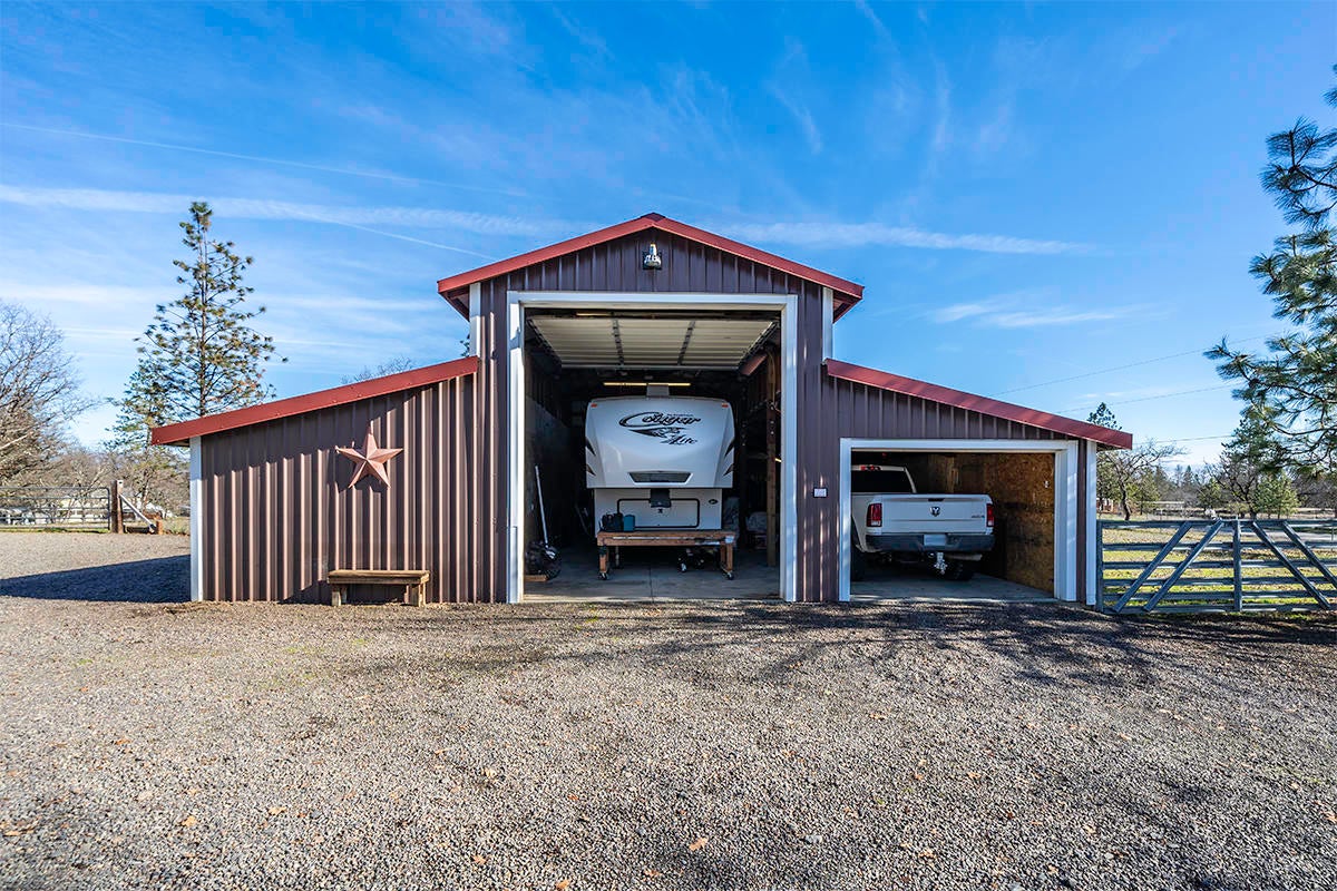 6400 Dodge Road White City, OR 97503 - Photo 30 of 42 DSC04188-HDR