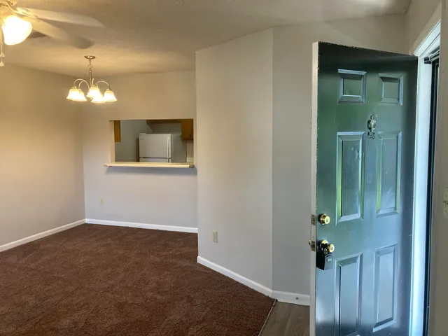 $1,100 | 303 Lake Avenue, North Augusta, SC 29841