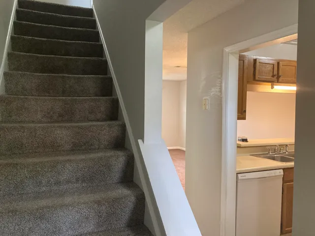 $1,100 | 303 Lake Avenue, North Augusta, SC 29841