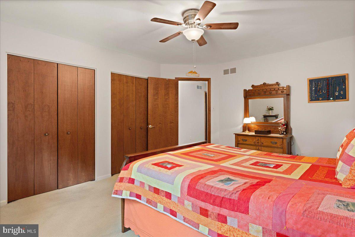 604 Hampton Court Doylestown, PA 18901 - Photo 28 of 37