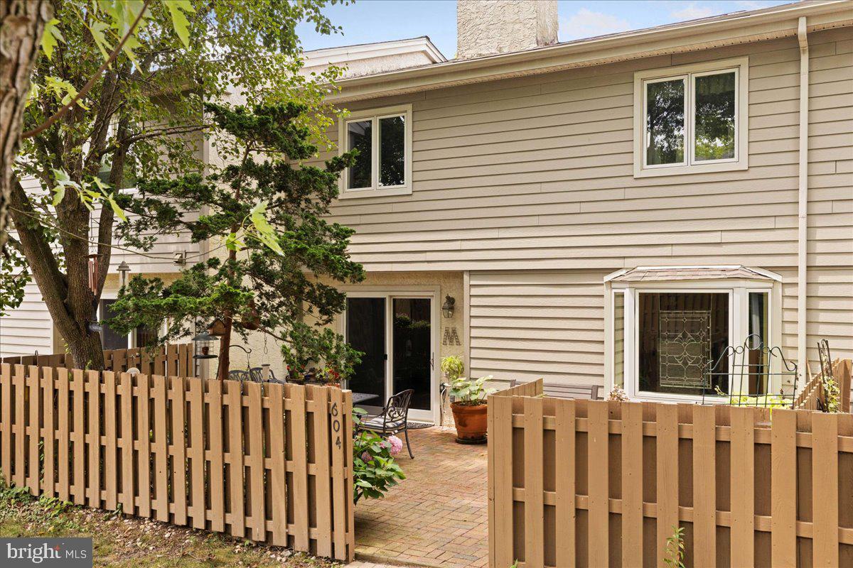 604 Hampton Court Doylestown, PA 18901 - Photo 32 of 37