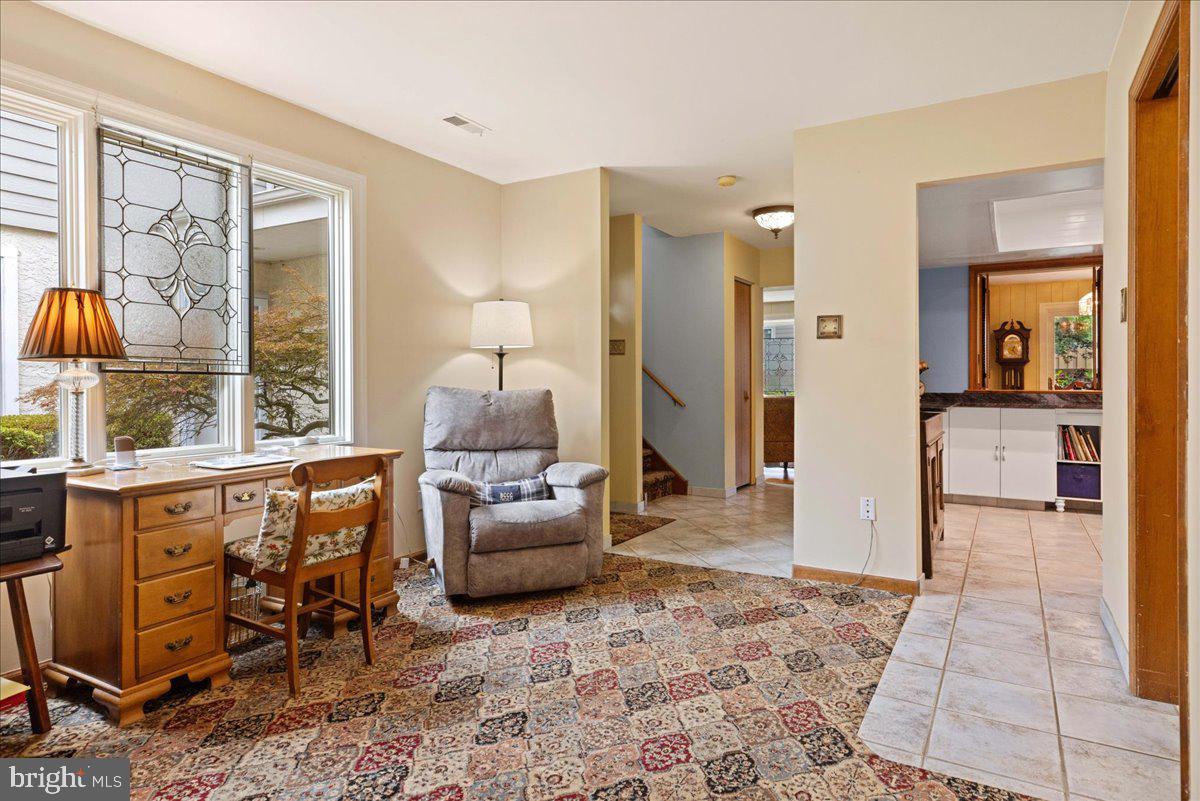 604 Hampton Court Doylestown, PA 18901 - Photo 6 of 37