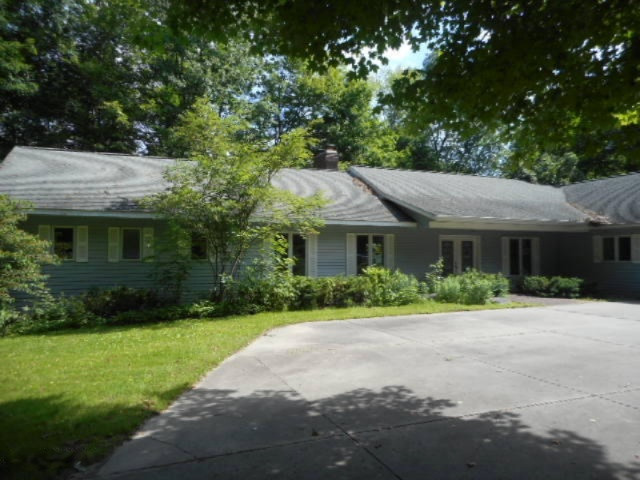 6701 Wabasis Road Northeast Belding, MI 48809 - Photo 2 of 6 090