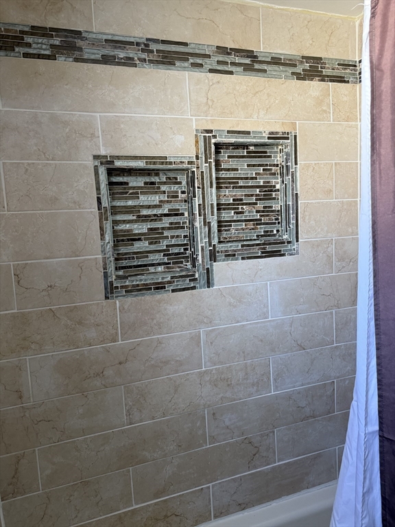 251 Rosewell Street Springfield, MA 01109 - Photo 14 of 26