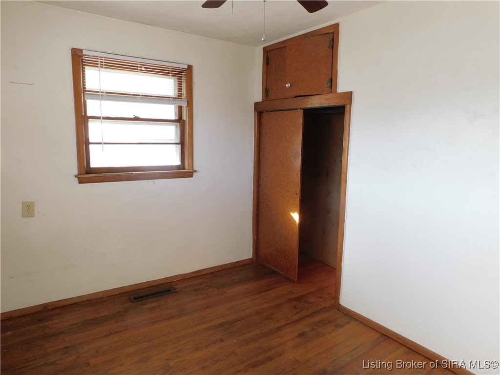 2911 Washington Avenue Bedford, IN 47421 - Photo 27 of 39