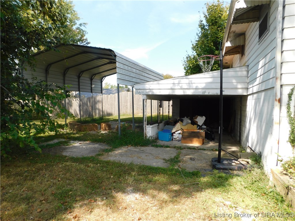 2911 Washington Avenue Bedford, IN 47421 - Photo 4 of 39