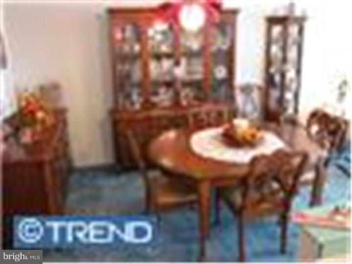 3690 Chesterfield Road Philadelphia, PA 19114 - Photo 5 of 8 Dining Room