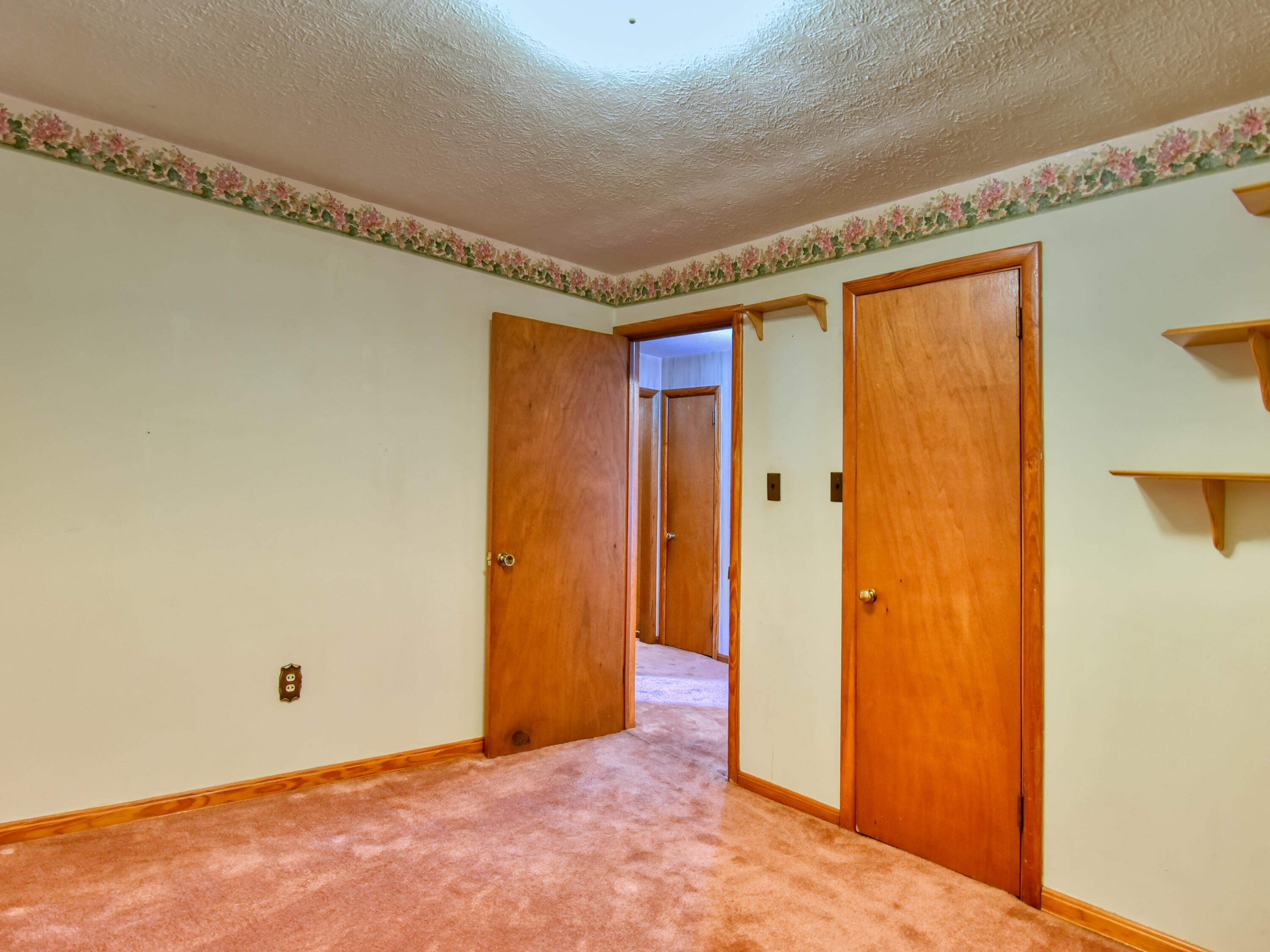 405 Old Emory Road Clinton, TN 37716 - Photo 16 of 28 405 Old Emory