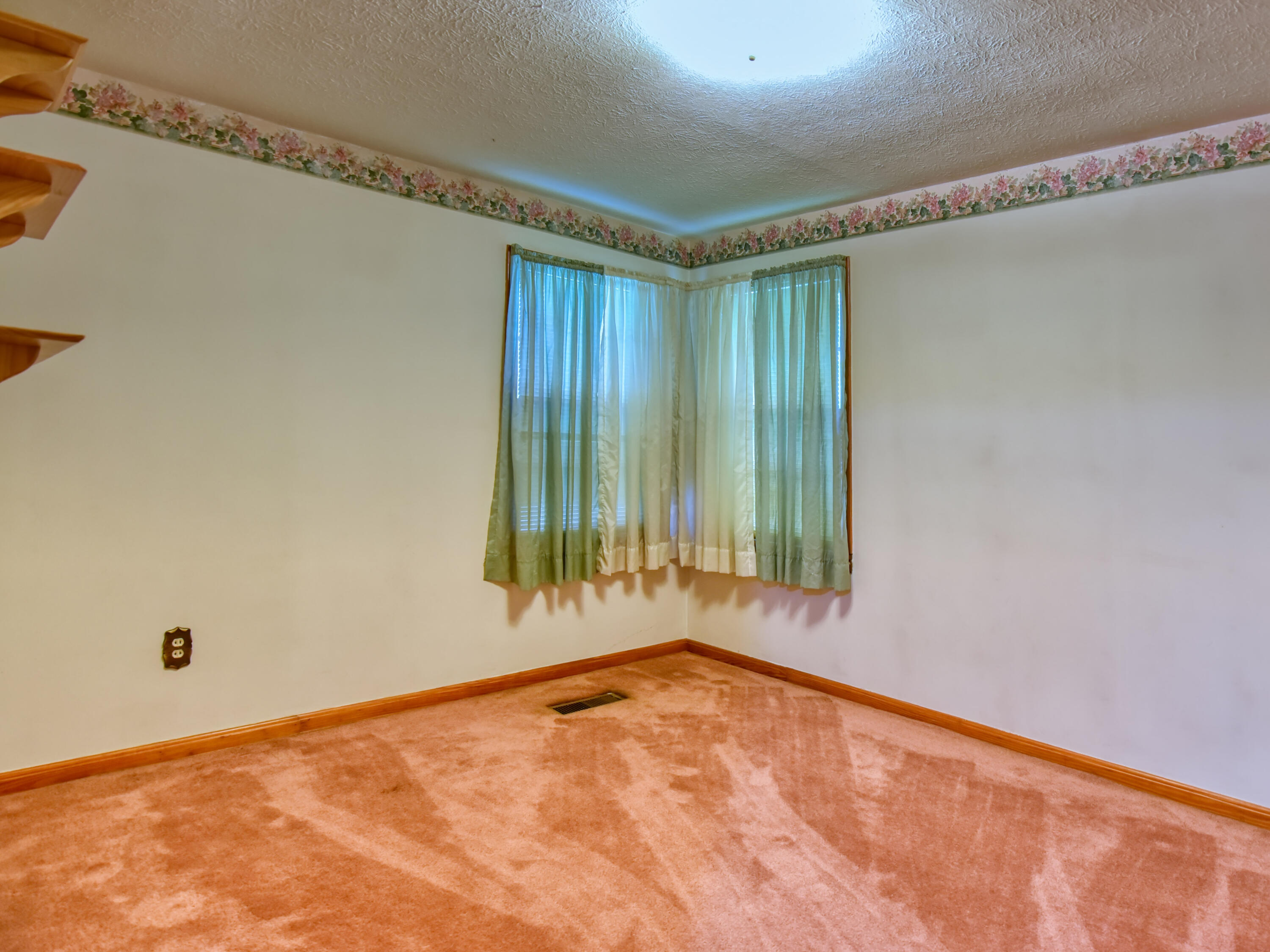 405 Old Emory Road Clinton, TN 37716 - Photo 17 of 28 405 Old Emory