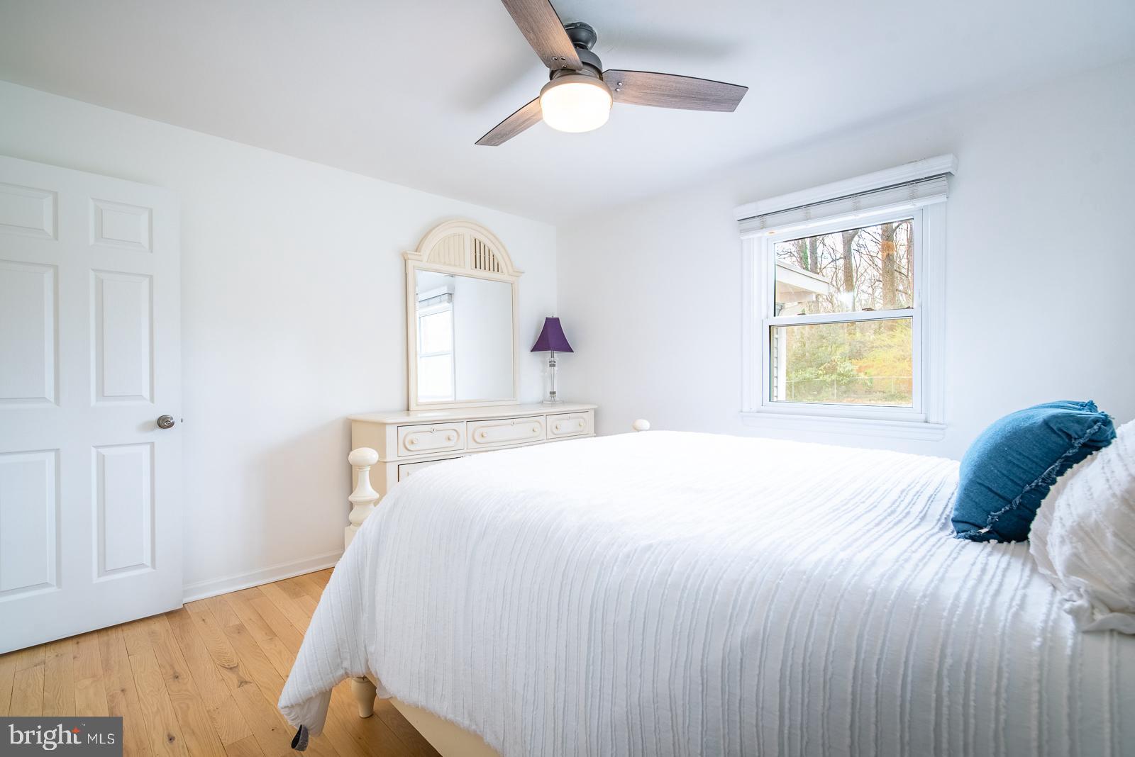 6641 Kerns Road Falls Church, VA 22042 - Photo 15 of 35