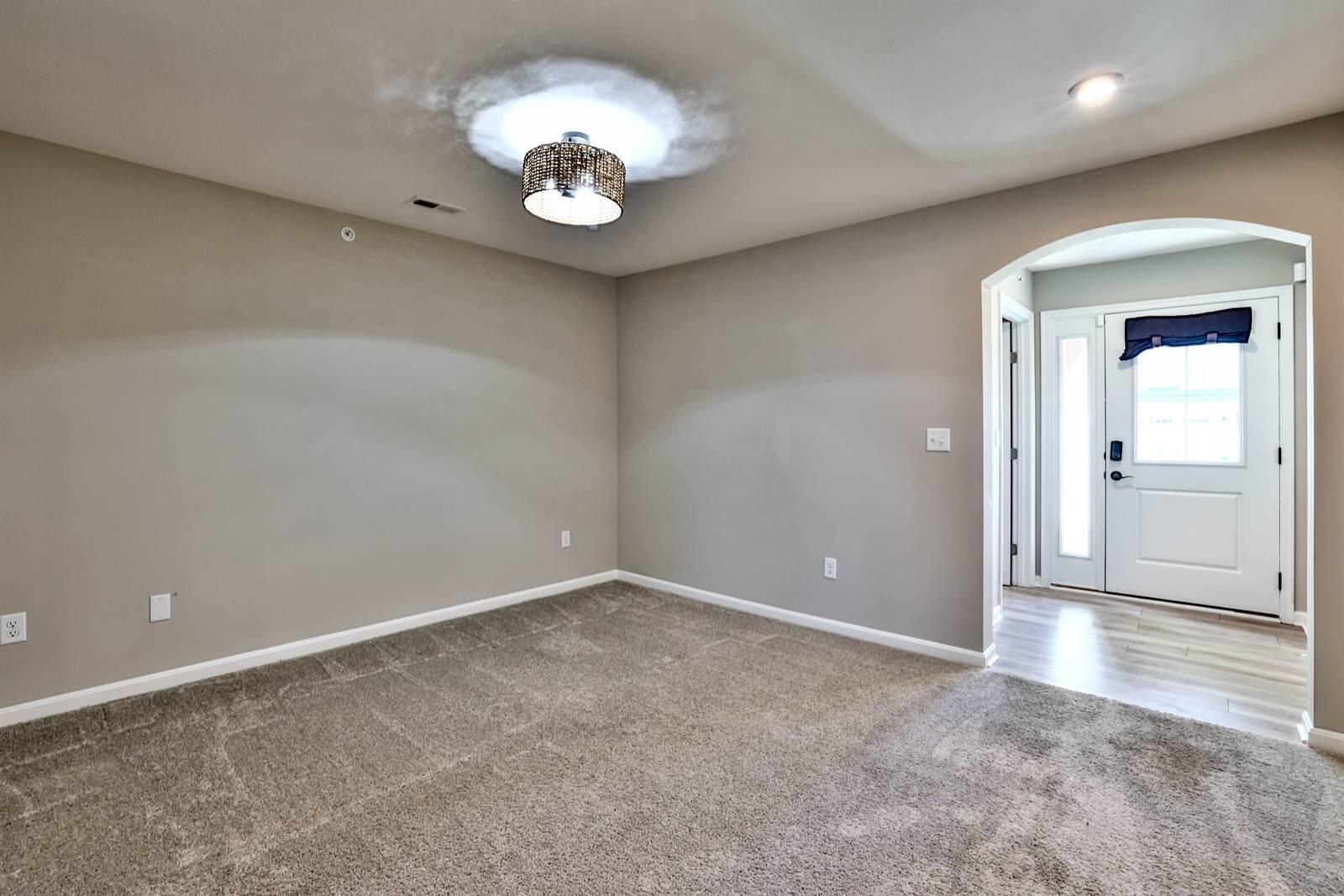 2329 Piazza Ridge Covington, KY 41017 - Photo 6 of 33