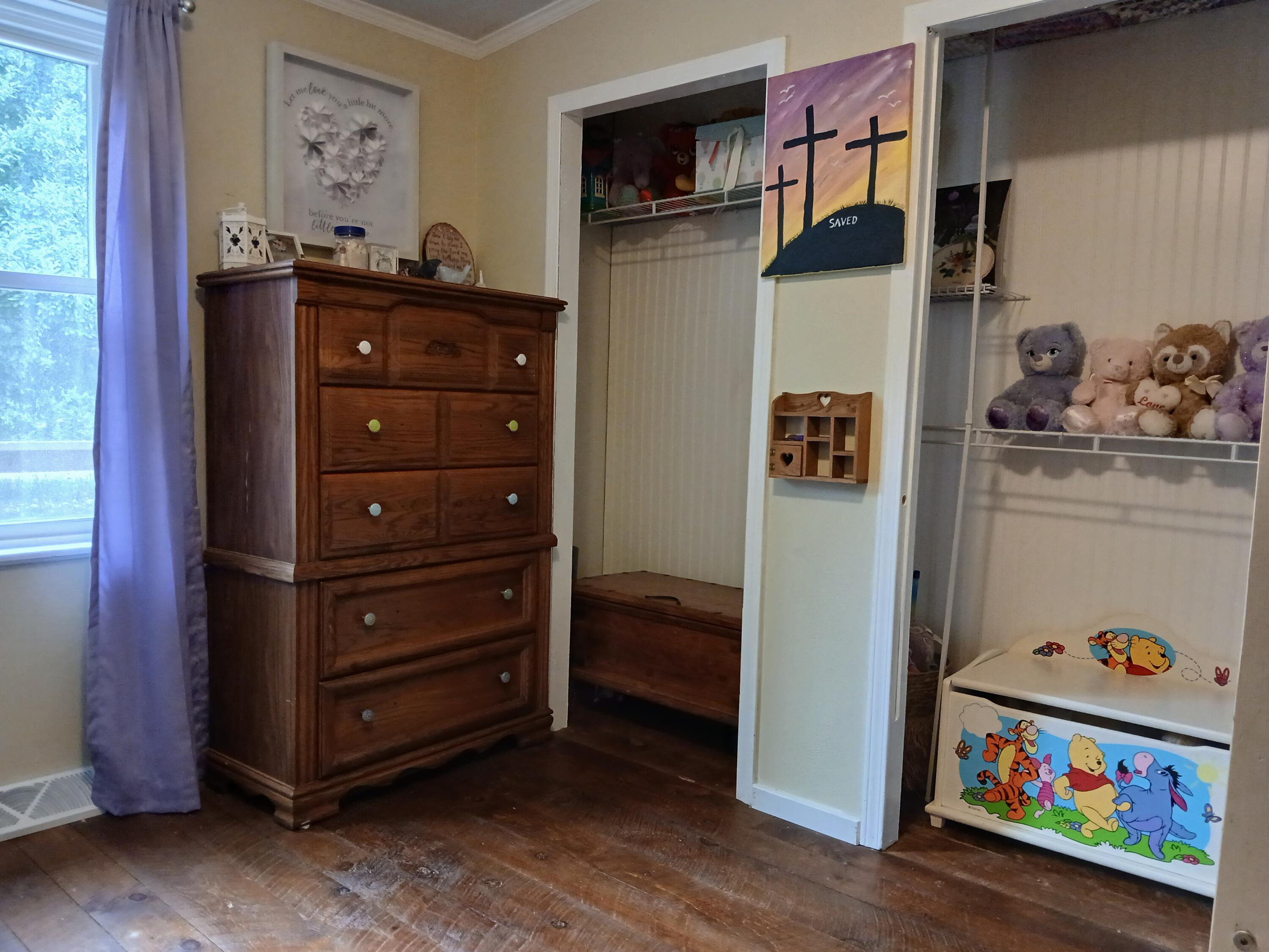 4640 North Harding Avenue Harrison, MI 48625 - Photo 5 of 24 20250919_181913