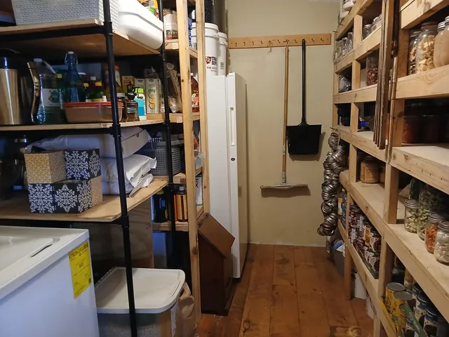 $198,000 | 4640 North Harding Avenue, Harrison, MI 48625