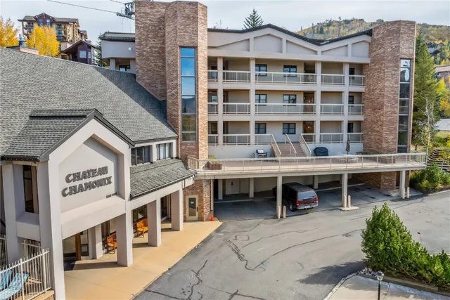 $2,100,000 | 2308 Ski Trail Lane, Unit 233, Steamboat Springs, CO 80487