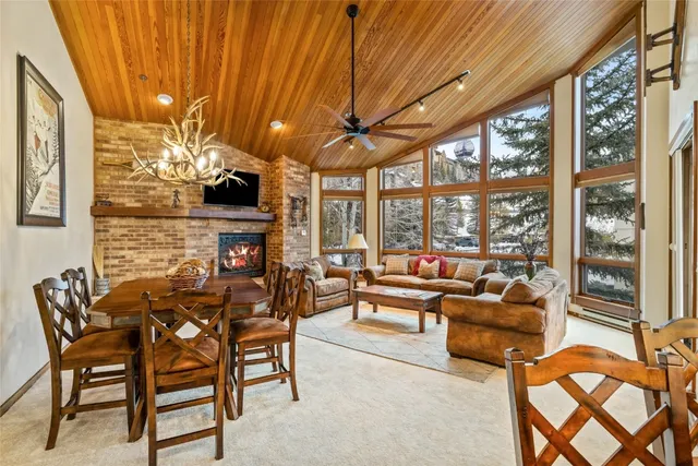 $2,100,000 | 2308 Ski Trail Lane, Unit 233, Steamboat Springs, CO 80487