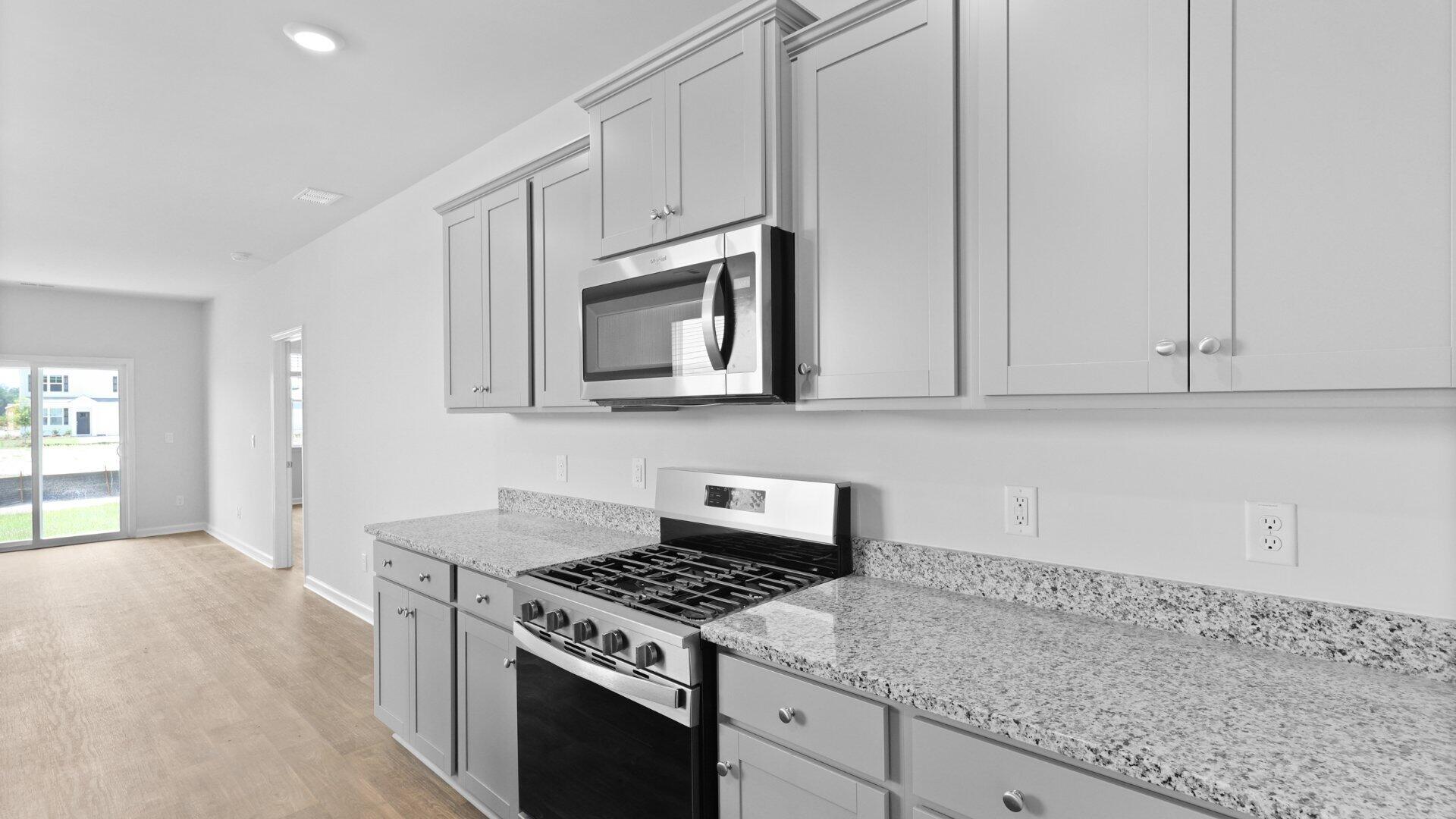806 Long Blf Road Summerville, SC 29486 - Photo 10 of 24 305 Watersglen Drive_12