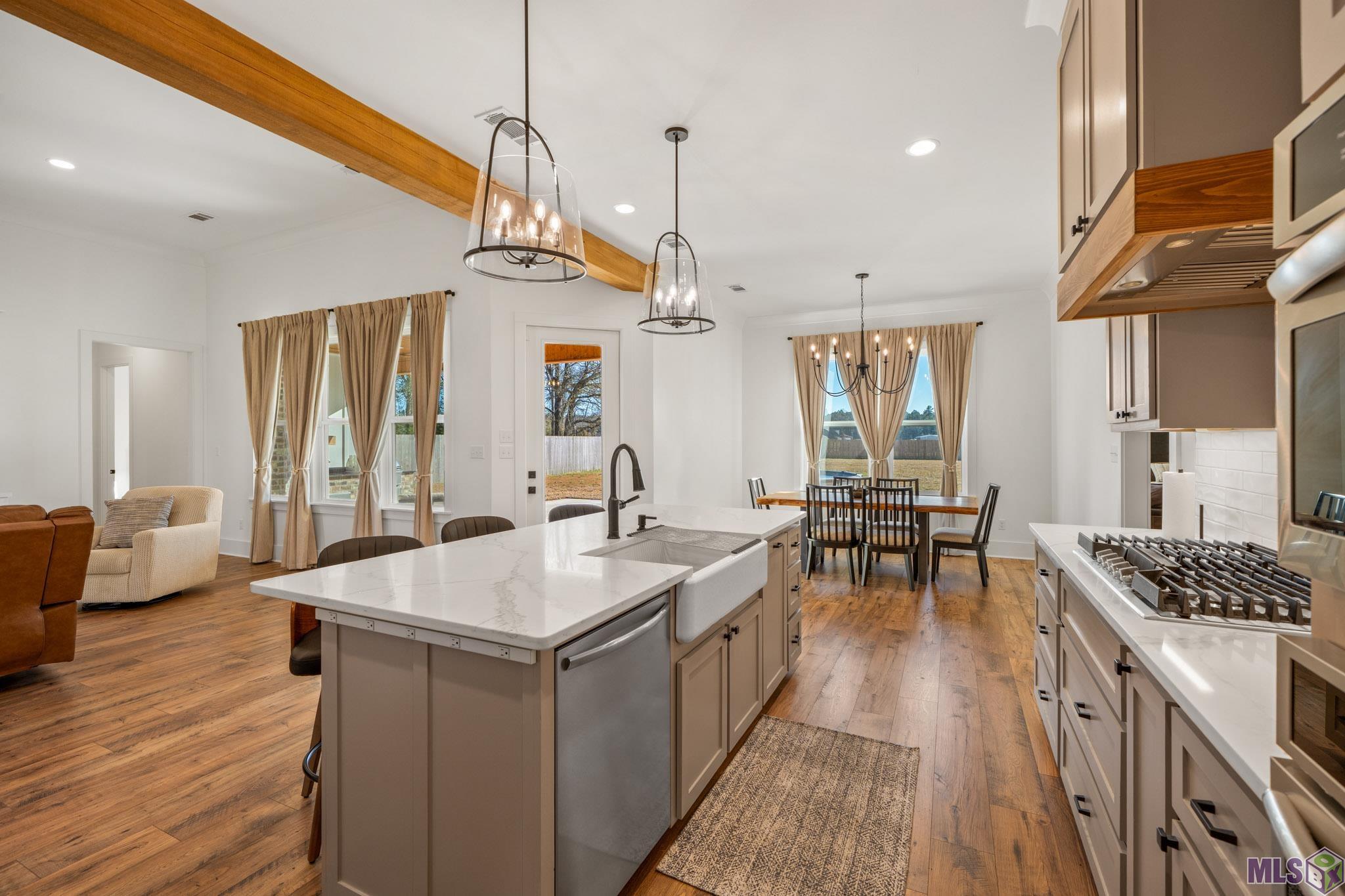 10598 Arnold Road Denham Springs, LA 70726 - Photo 11 of 44