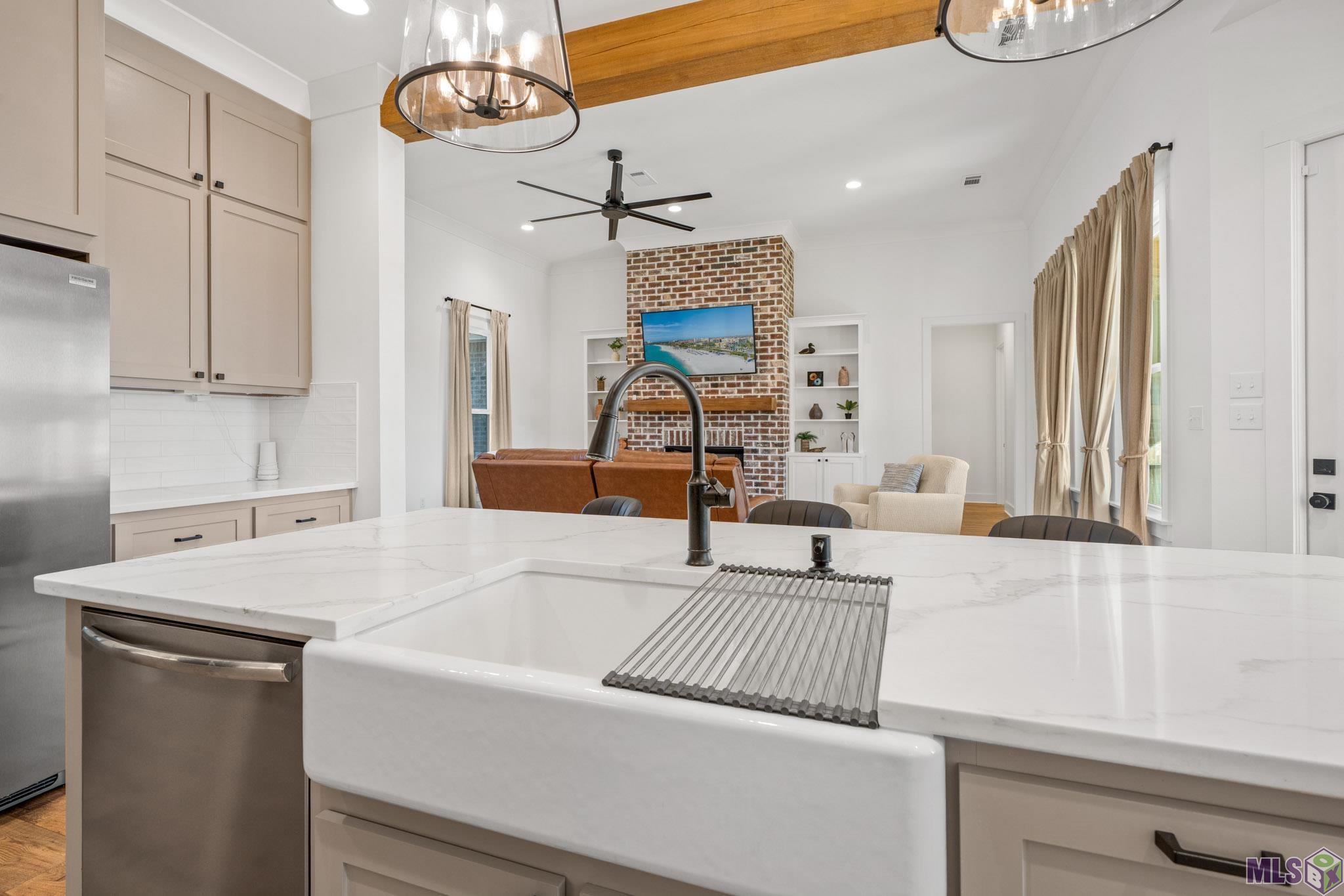 10598 Arnold Road Denham Springs, LA 70726 - Photo 10 of 44