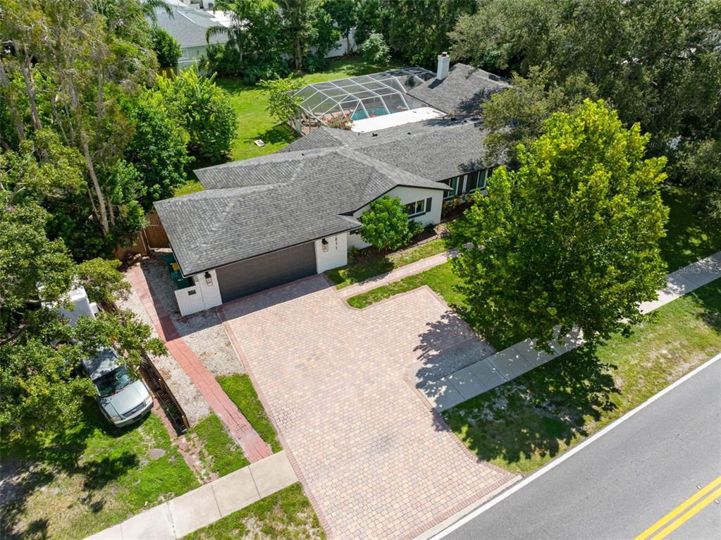 1811 Nursery Road Clearwater, FL 33764 - Photo 4 of 94