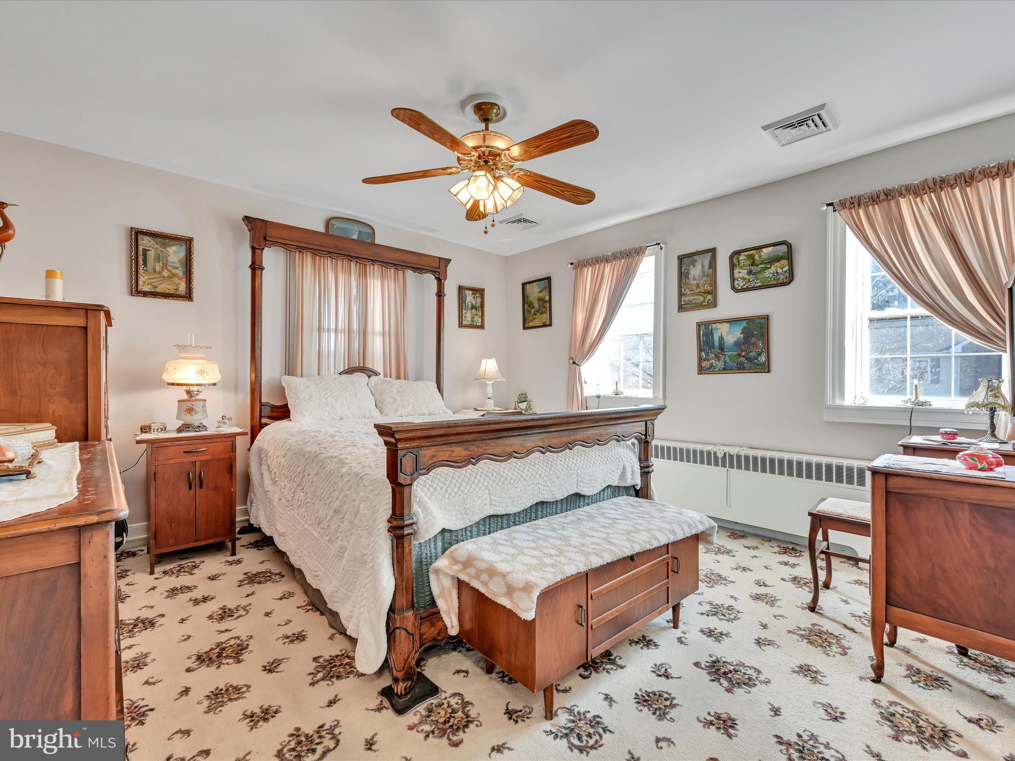 702 Woodcrest Avenue Lititz, PA 17543 - Photo 23 of 54 Bedroom 3 (front of main house)