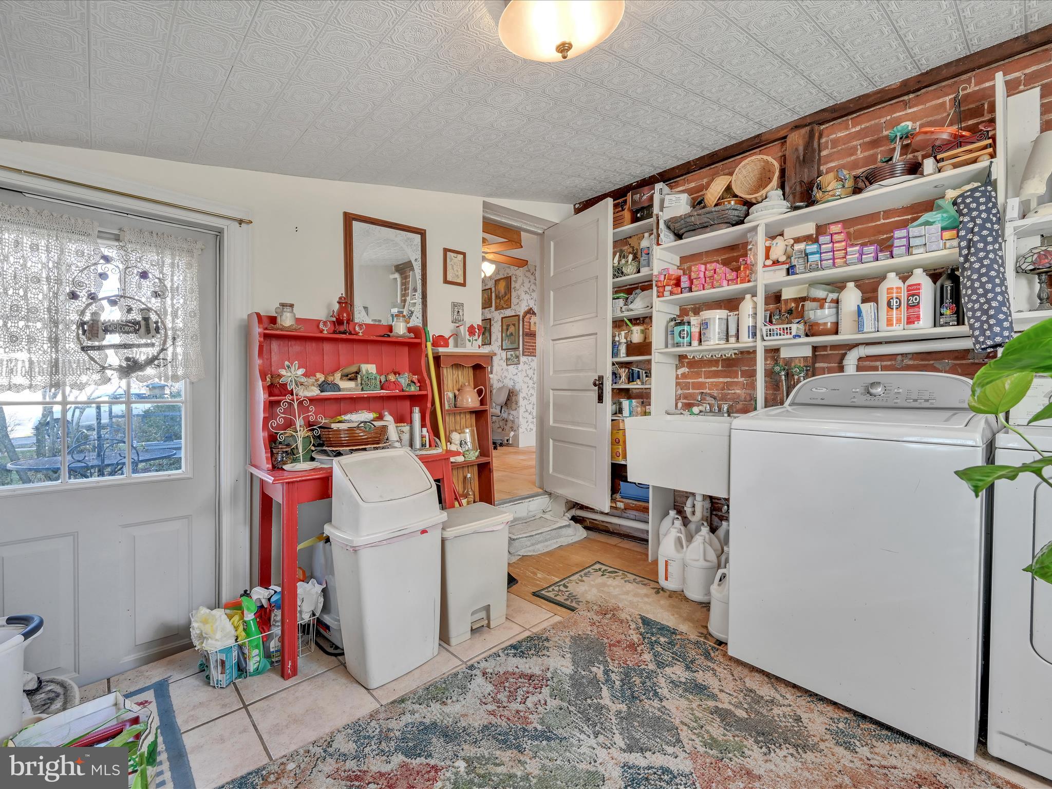 702 Woodcrest Avenue Lititz, PA 17543 - Photo 35 of 54 Shop