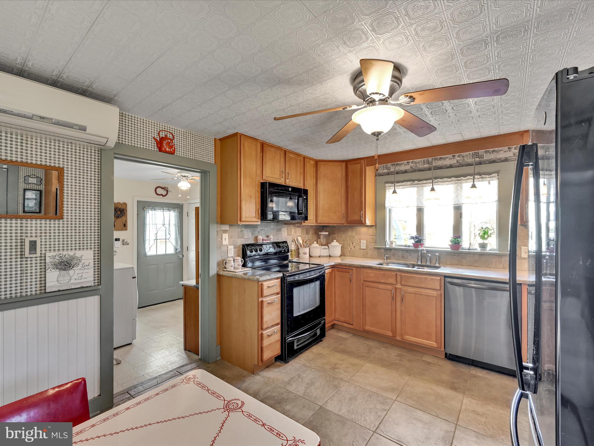 702 Woodcrest Avenue Lititz, PA 17543 - Photo 5 of 54 From Entry door Kitchen to rear Laundry Room