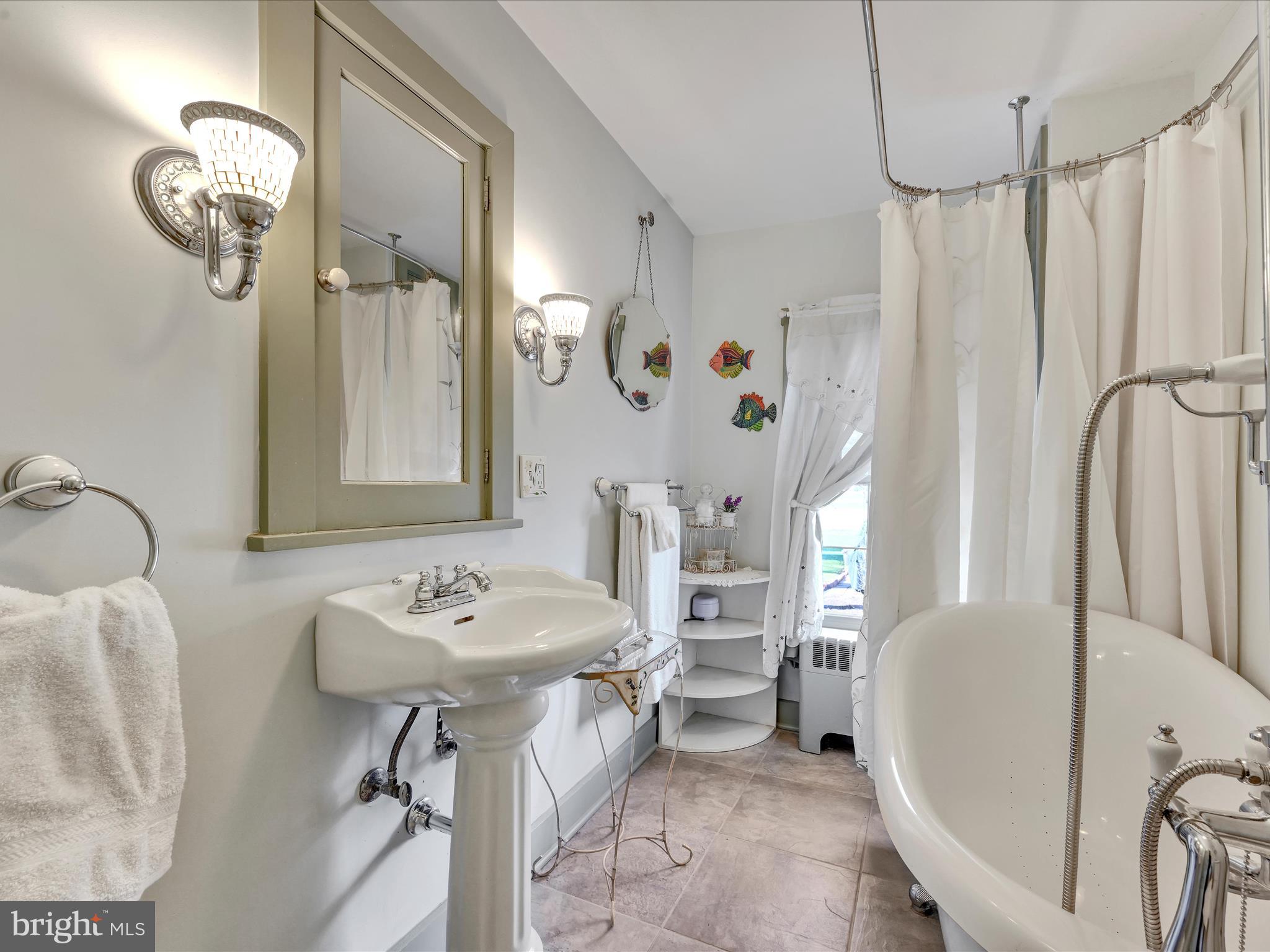 702 Woodcrest Avenue Lititz, PA 17543 - Photo 9 of 54 Bathroom 1