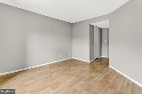 $360,000 | 2100 Langston Boulevard, Unit 335, Arlington, VA 22201