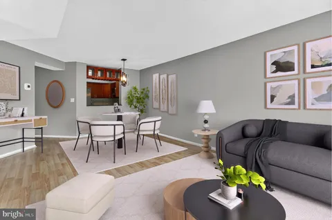 $360,000 | 2100 Langston Boulevard, Unit 335, Arlington, VA 22201