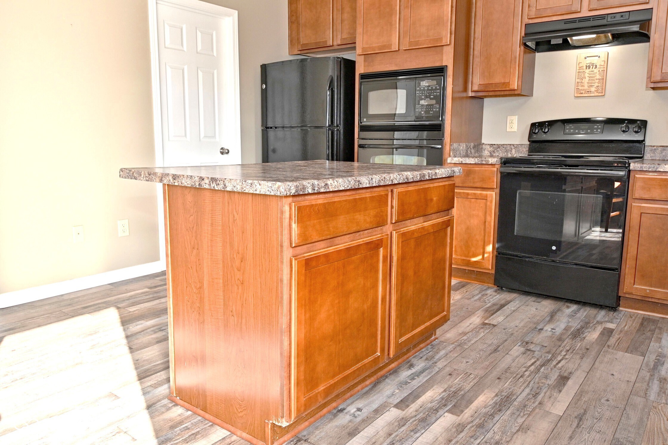 8643 Pattype Lane Avon, IN 46123 - Photo 13 of 44