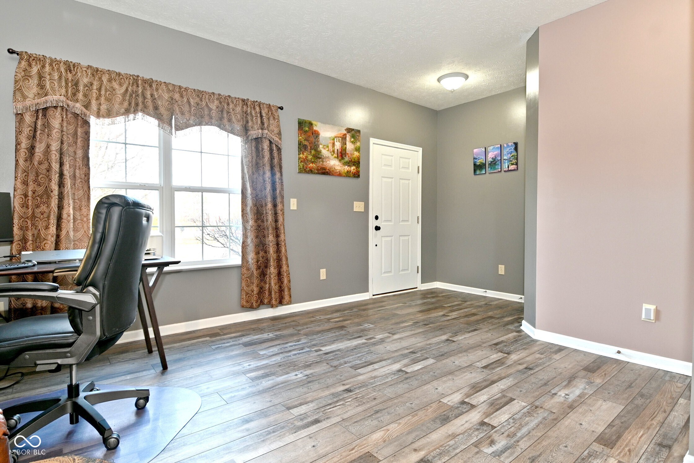 8643 Pattype Lane Avon, IN 46123 - Photo 4 of 44