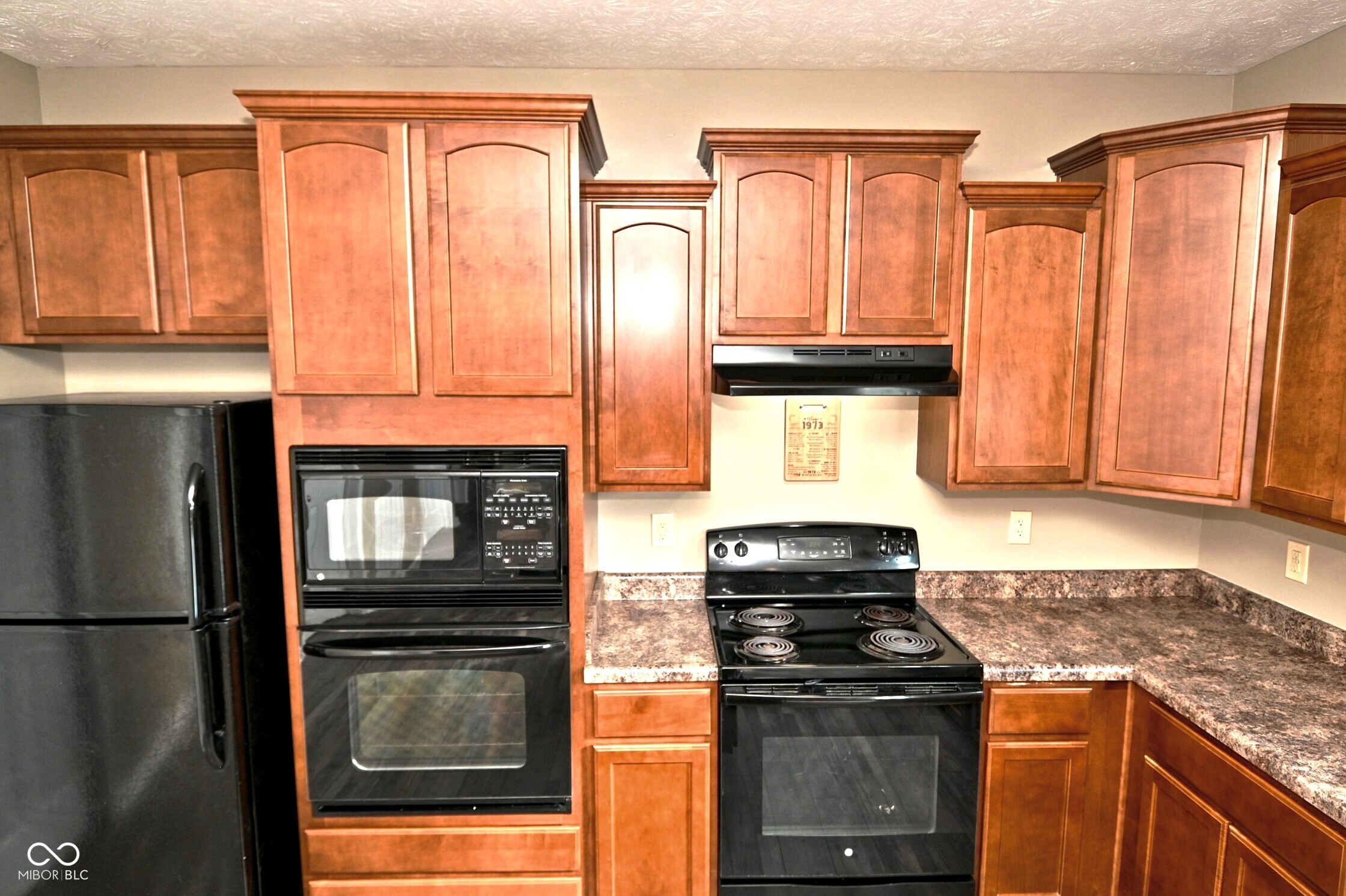 8643 Pattype Lane Avon, IN 46123 - Photo 10 of 44