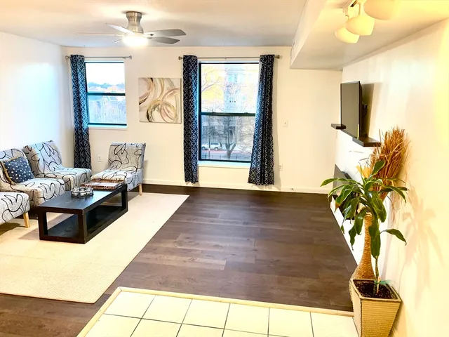 $379,999 | 50 South Common Street, Unit 405, Lynn, MA 01902